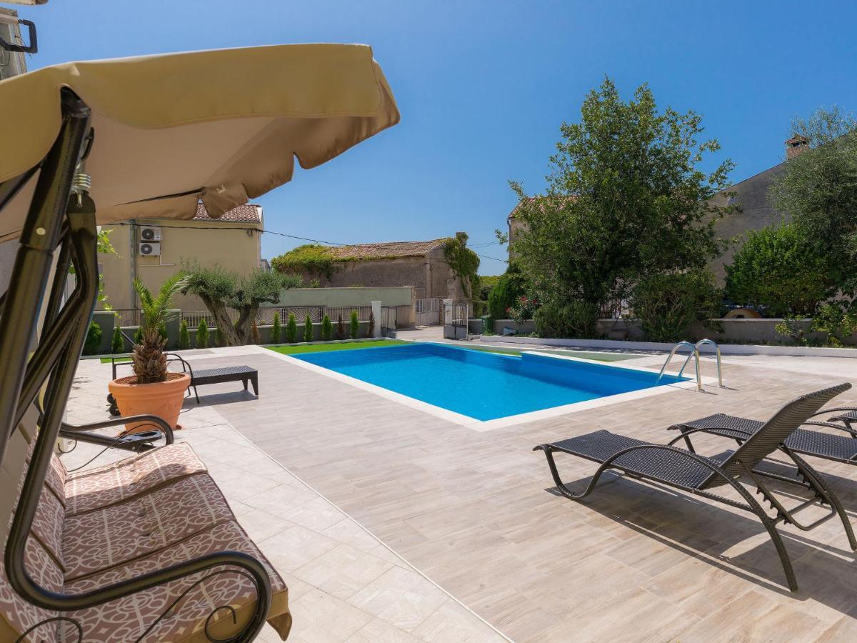 Holiday Home Evelina By Interhome ลิทซ์ยัน ภายนอก รูปภาพ